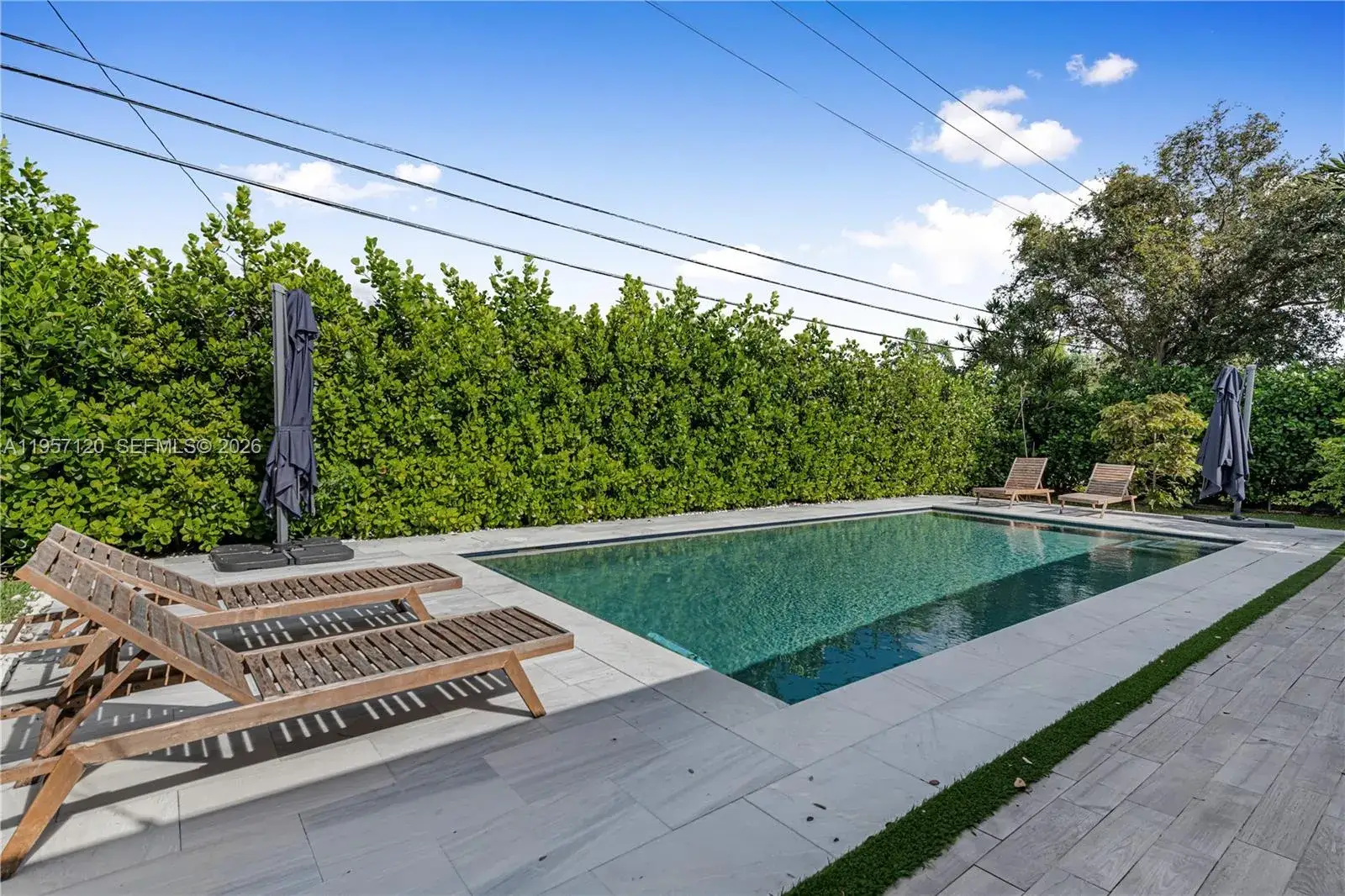 3 bedroom 2 bath Residential Lease for rent at 7235 SW 39th St, Miami FL 33155
