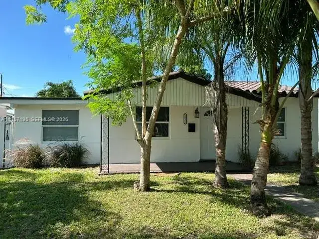 3 bedroom 2 bath Residential for sale at 2331 Coolidge St, Hollywood FL 33020