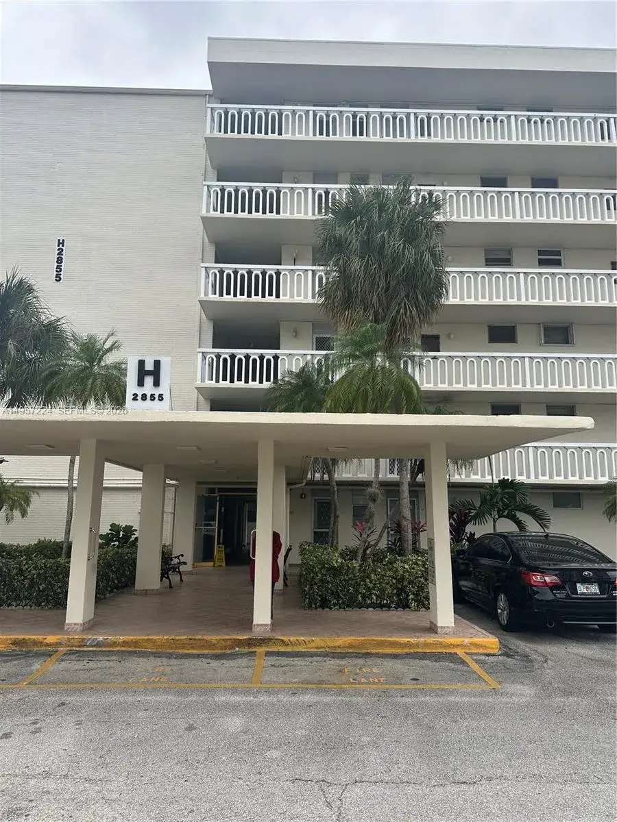 1 bedroom 1 bath Residential for sale at 2855 Leonard Dr # H411, Aventura FL 33160