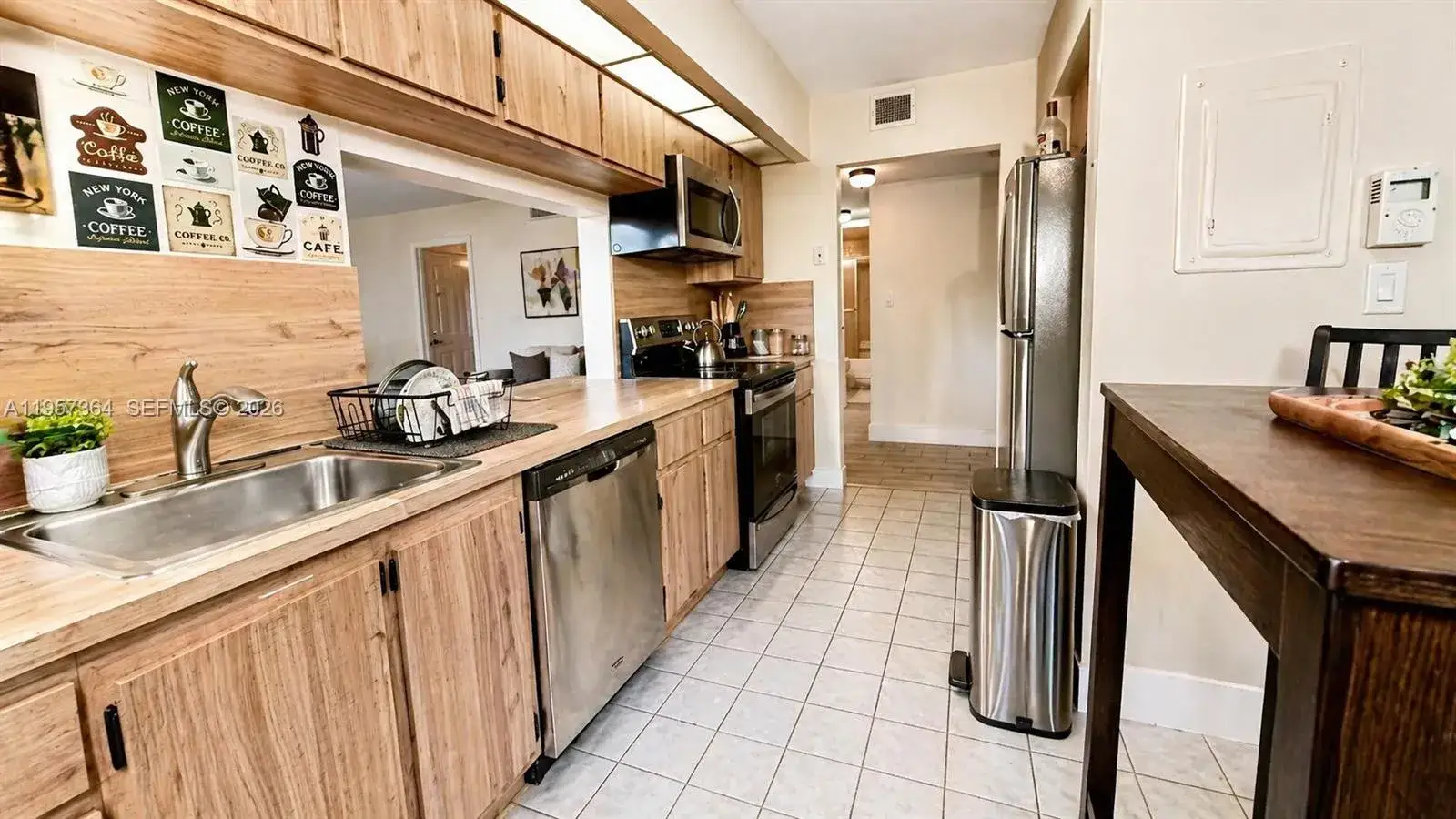 2 bedroom 2 bath Residential for sale at 6800 Cypress Rd # 501, Plantation FL 33317