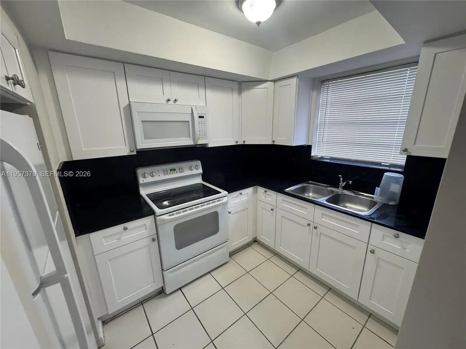 2 bedroom 2 bath Residential Lease for rent at 1370 NE 119th St # 137006, Miami FL 33161