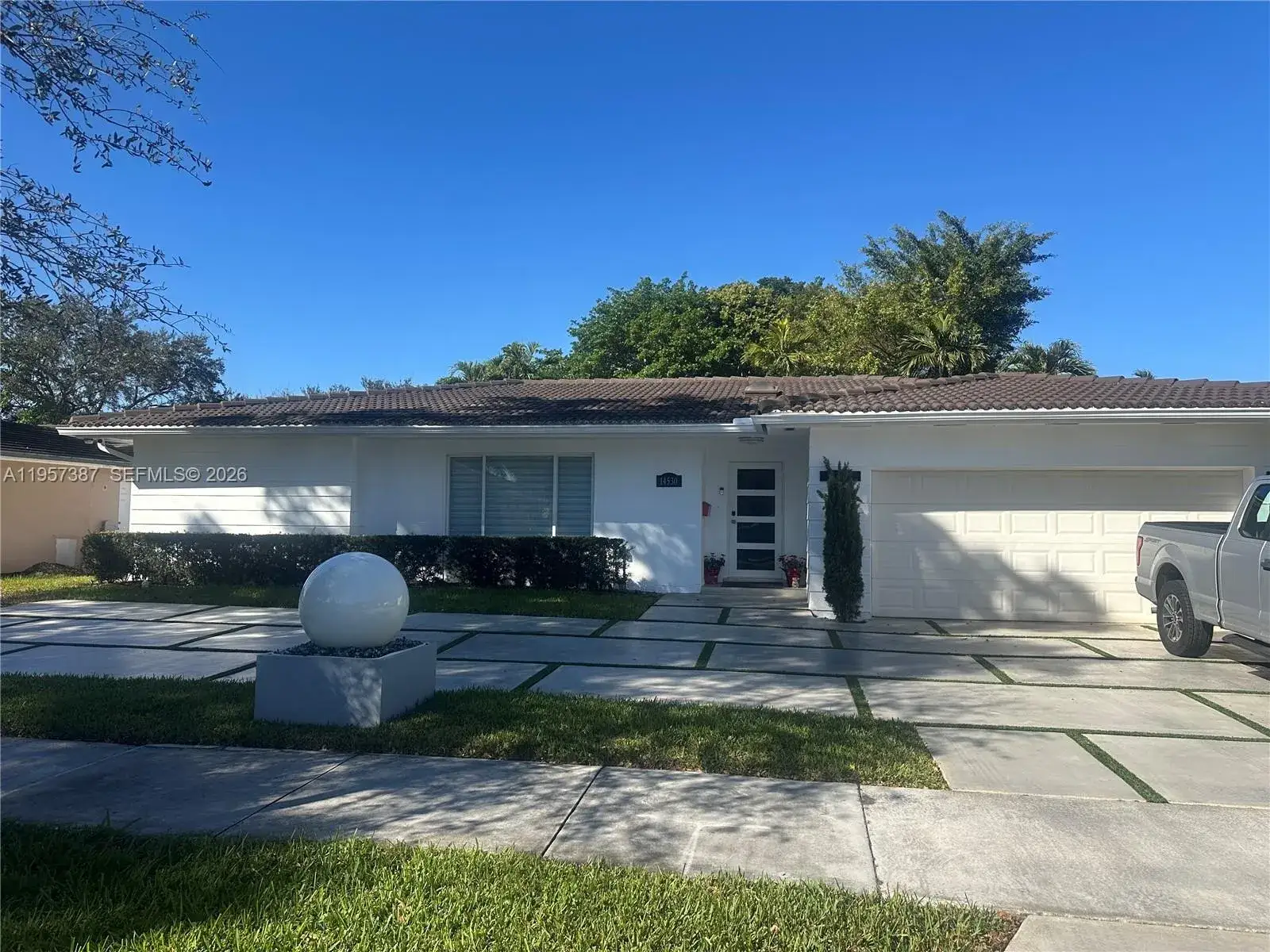 4 bedroom 2 bath Residential for sale at 14530 Sabal Dr, Miami Lakes FL 33014