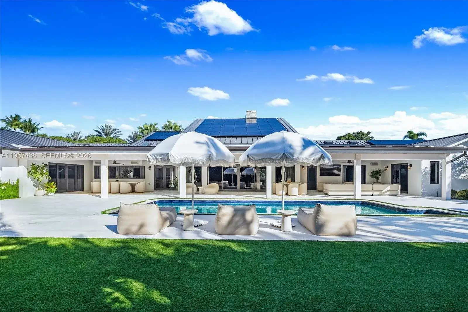 6 bedroom 6 bath Residential for sale at 5902 SW 105th St, Pinecrest FL 33156