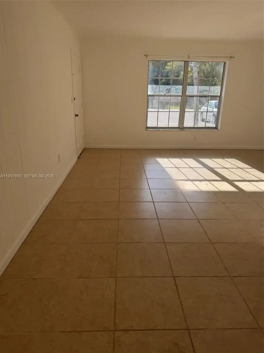 1 bedroom 1 bath Residential Lease for rent at 7851 Dunham Blvd # 5, Miami FL 33138