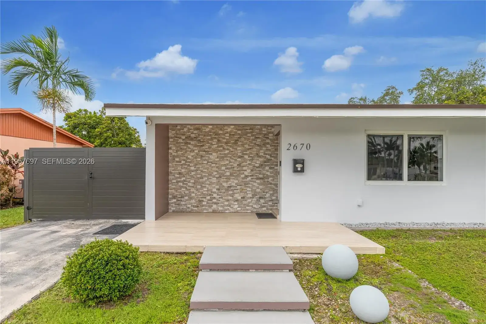 3 bedroom 2 bath Residential for sale at 2670 SW 119th Ct, Miami FL 33175
