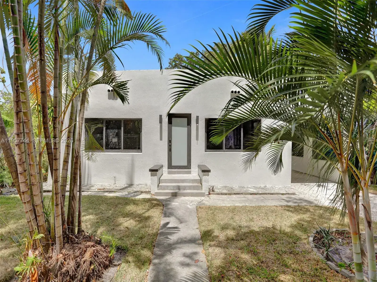 5 bedroom 2 bath Residential for sale at 759 NE 127th St, North Miami FL 33161