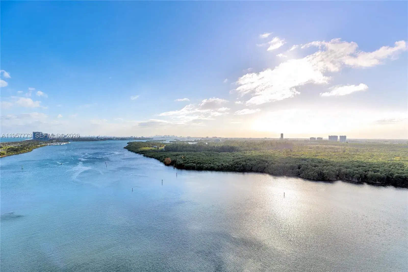 3 bedroom 2 bath Residential for sale at 300 Bayview Dr # 06, Sunny Isles Beach FL 33160