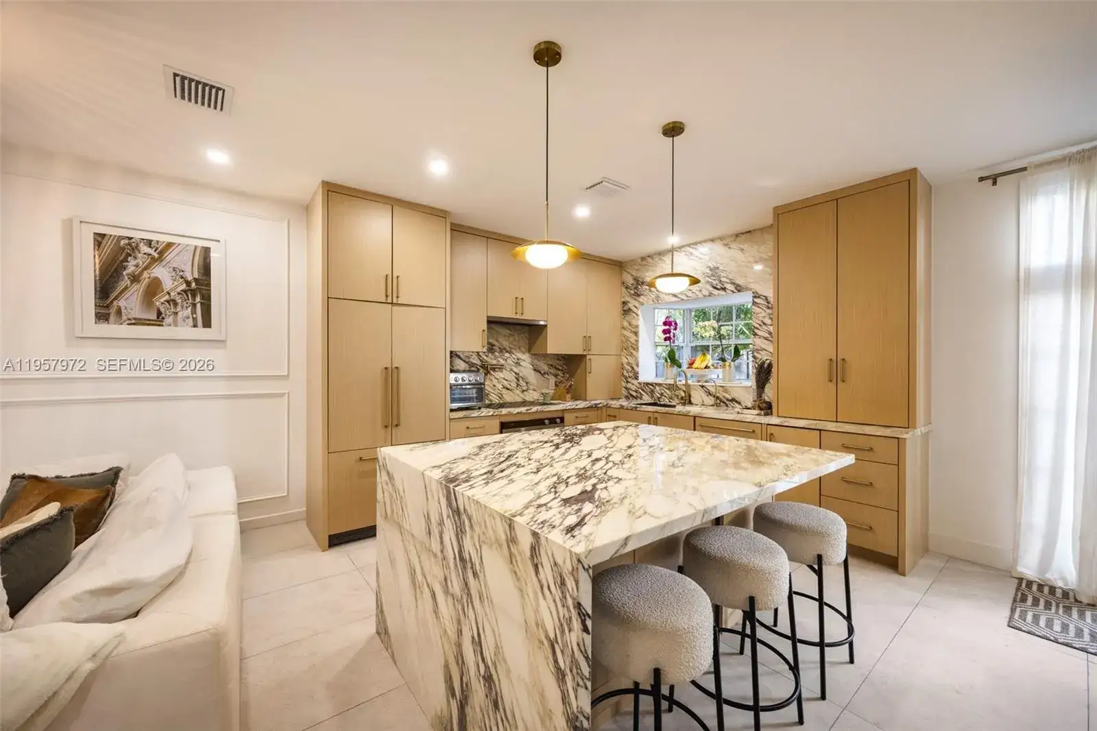 3 bedroom 2 bath Residential for sale at 3138 Virginia St # C, Coconut Grove FL 33133