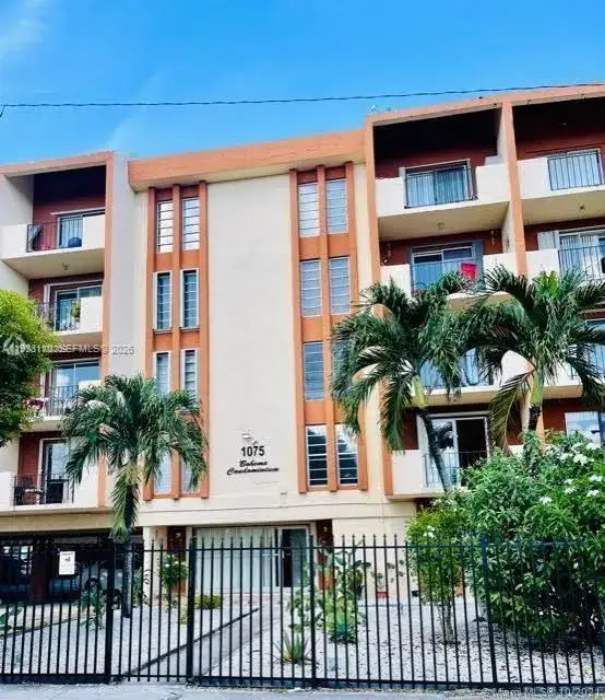2 bedroom 1 bath Residential for sale at 1075 W 68th St # 403, Hialeah FL 33014