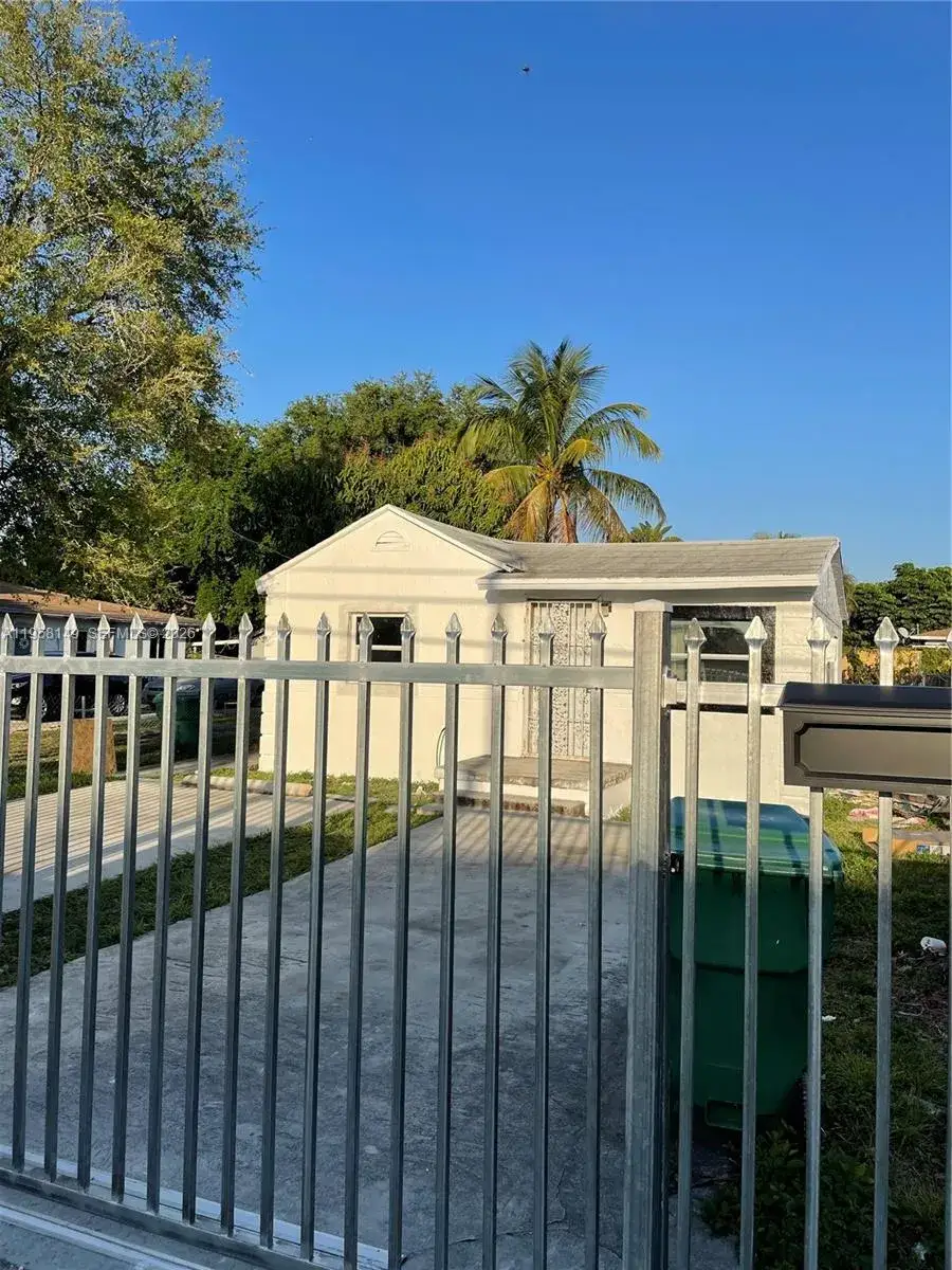 3 bedroom 2 bath Residential Lease for rent at 7675 NW 16th Ave # 7675, Miami FL 33147