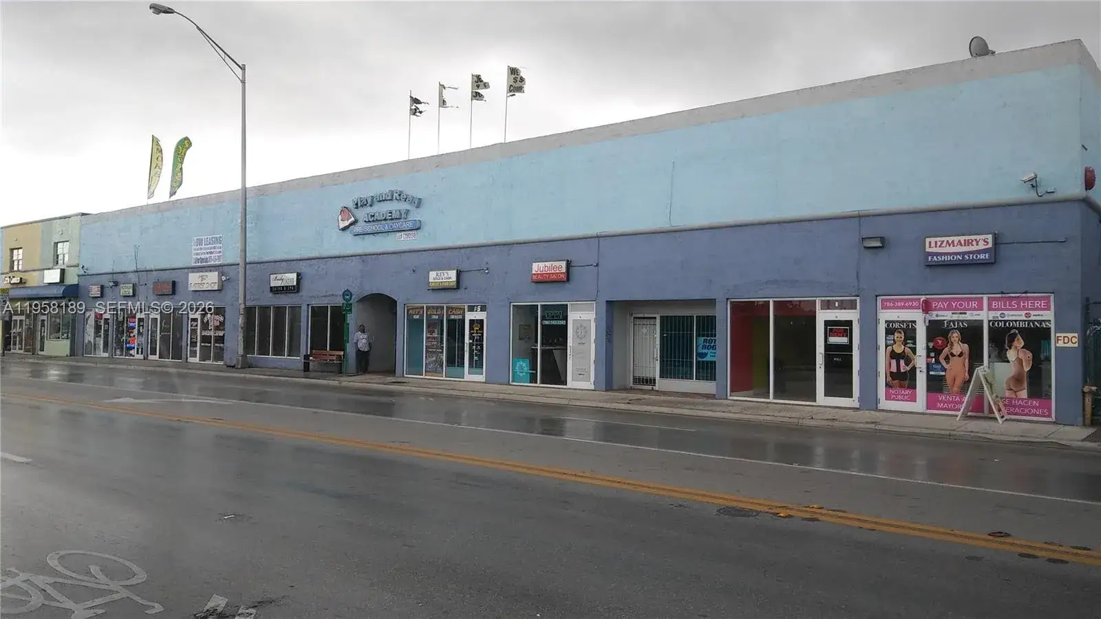 Commercial Sale for sale at 1726 NW 36th St # 2, Miami FL 33142