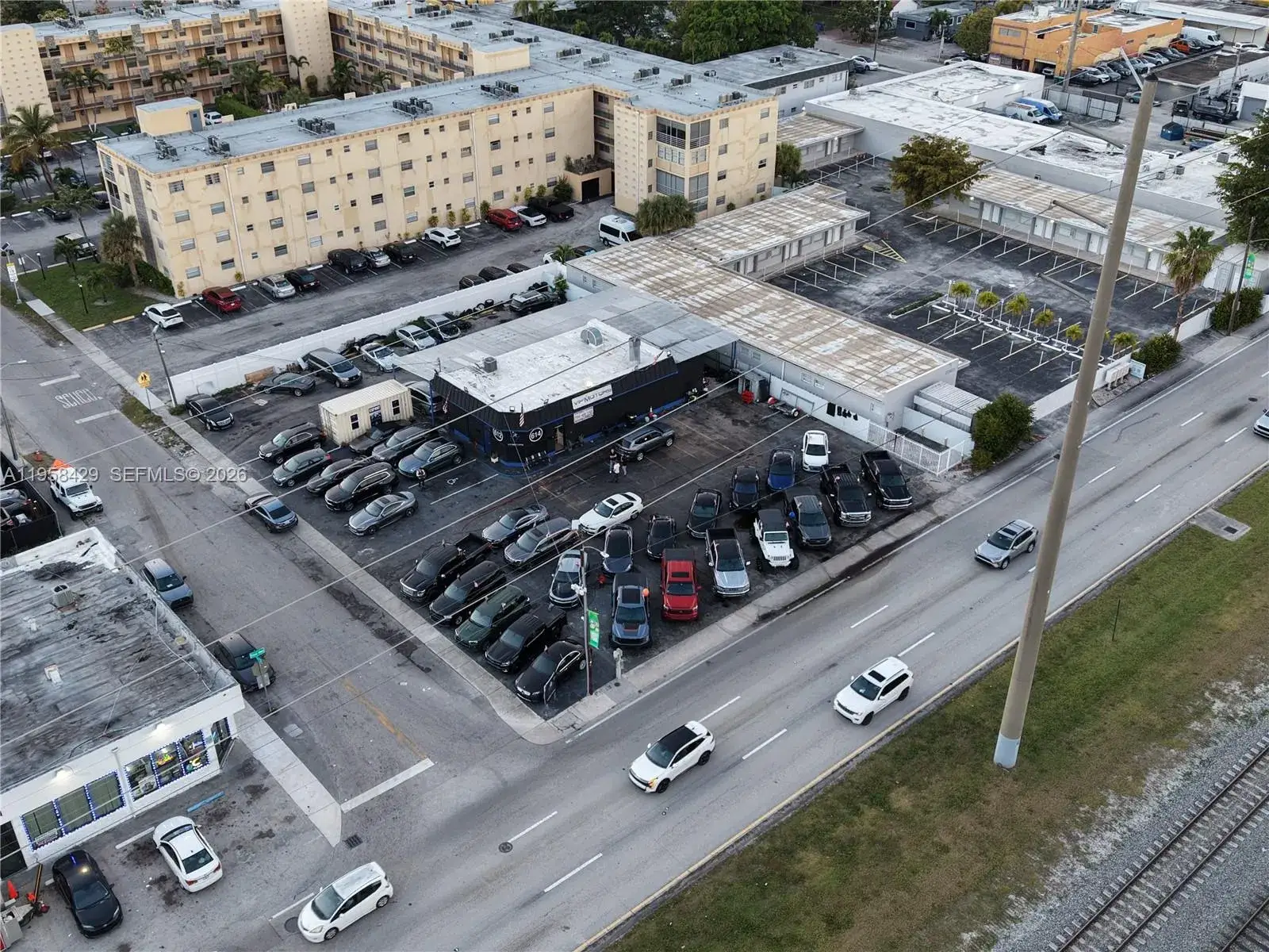 Business Opportunity for sale at 612 N Dixie Hwy, Hollywood FL 33020