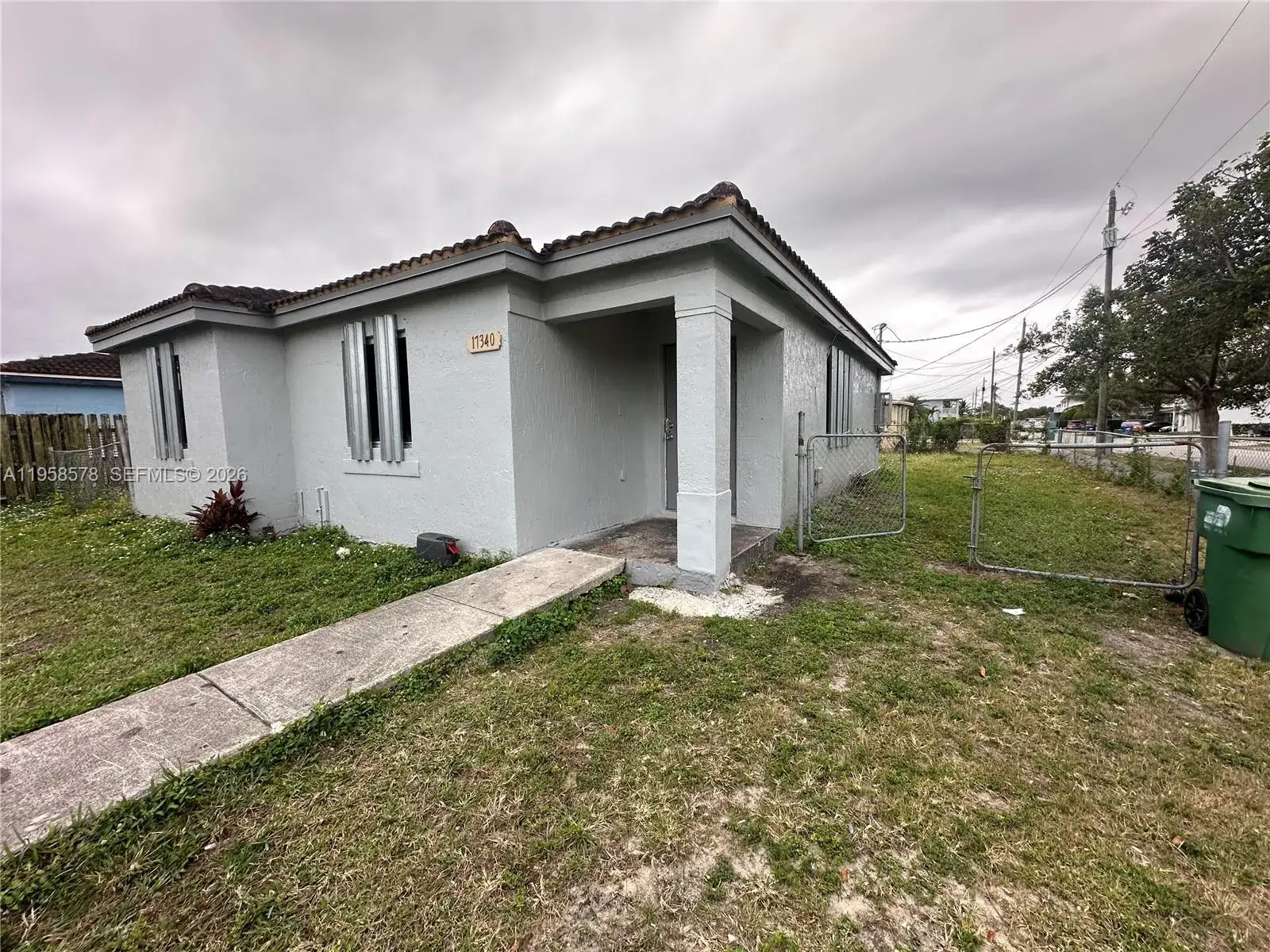 3 bedroom 2 bath Residential for sale at 17340 SW 103rd Ave, Miami FL 33157