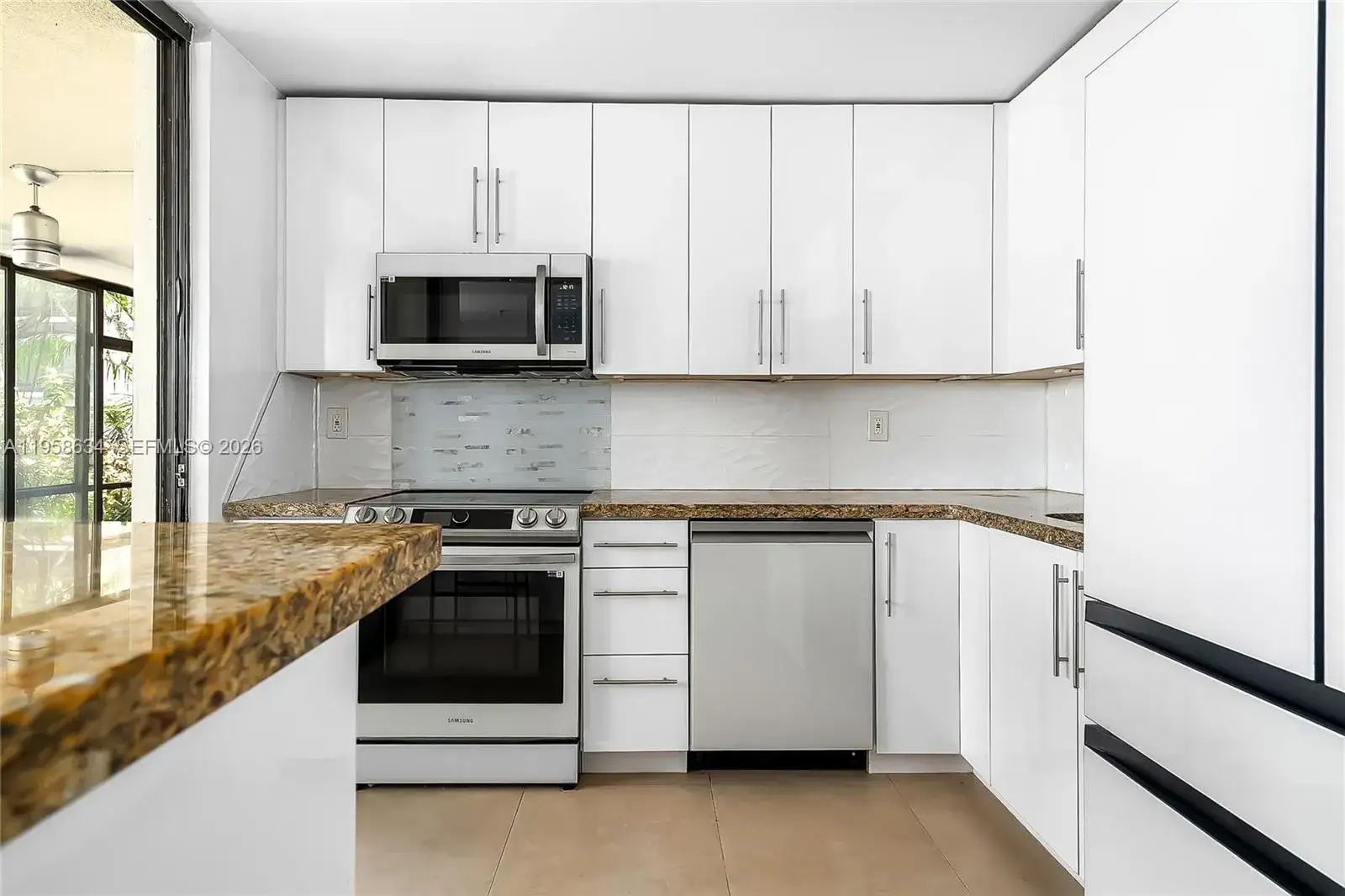 2 bedroom 2 bath Residential for sale at 671 NE 195th St # 111E, Miami FL 33179