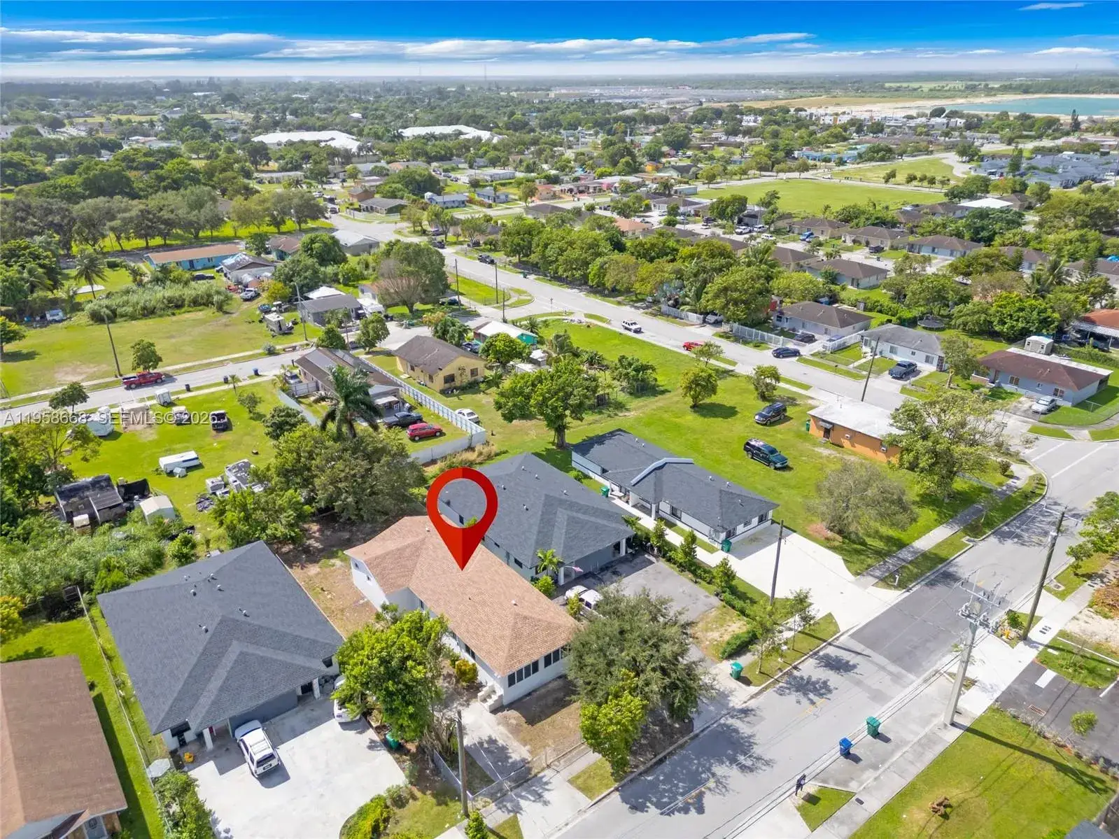 5 bedroom 2 bath Residential for sale at 667 NW 14th St, Florida City FL 33034