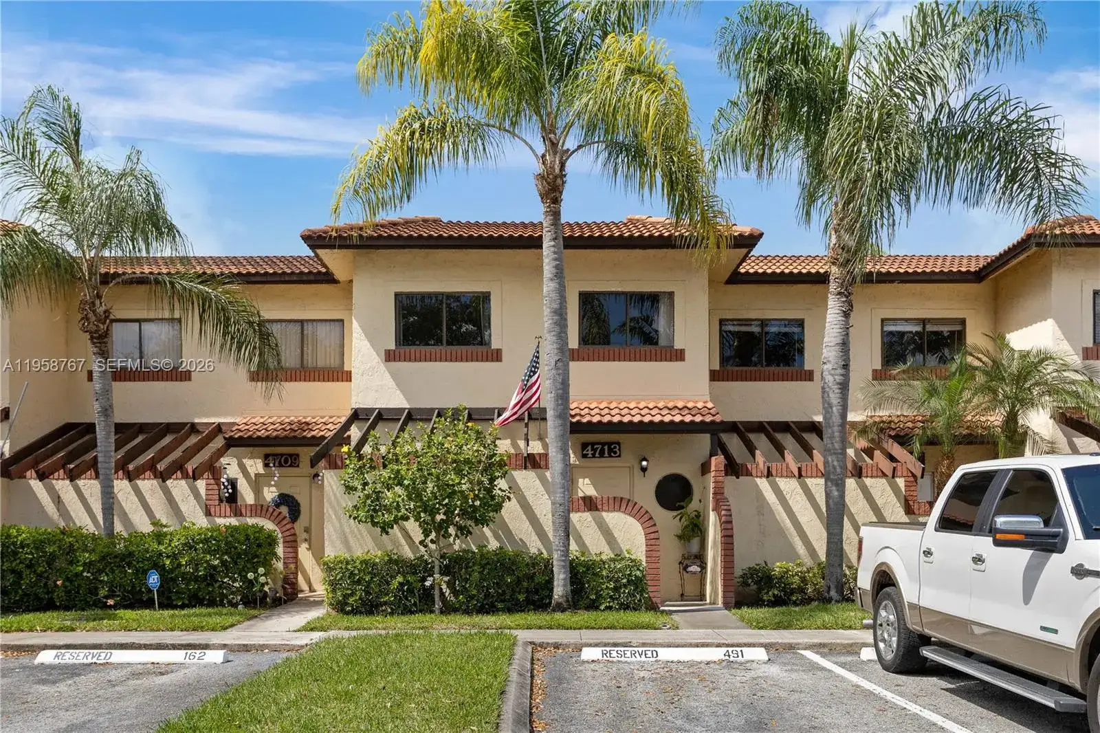 3 bedroom 2 bath Residential for sale at 4713 N Pine Island Rd, Sunrise FL 33351