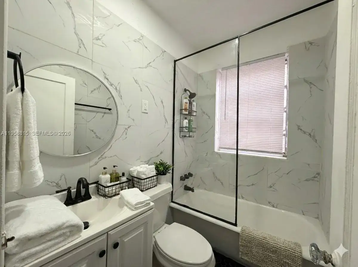1 bedroom 1 bath Residential Lease for rent at 1560 SW 5th St # 10, Miami FL 33135