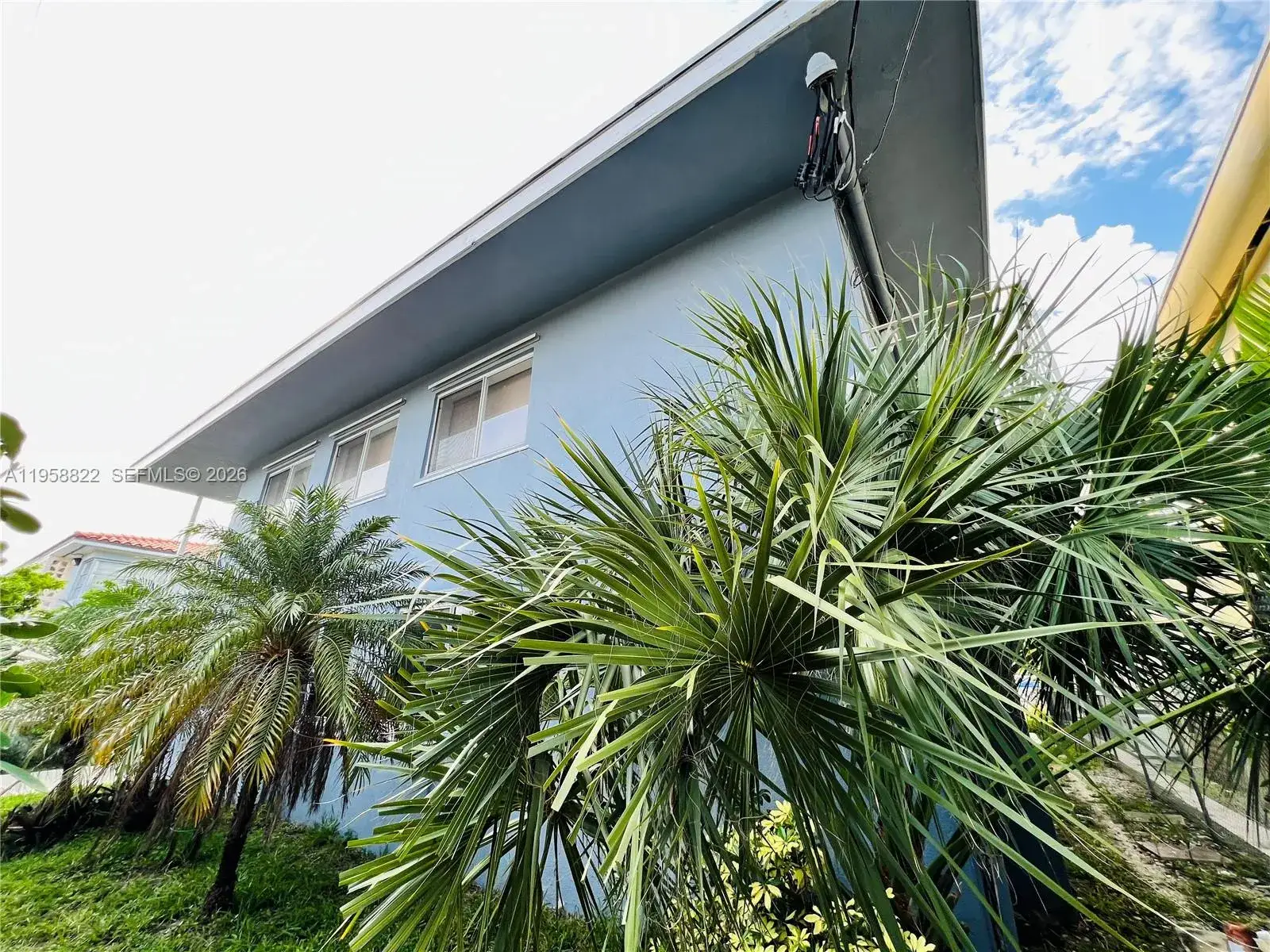 1 bedroom 1 bath Residential Lease for rent at 2033 Calais Dr # 8, Miami Beach FL 33141