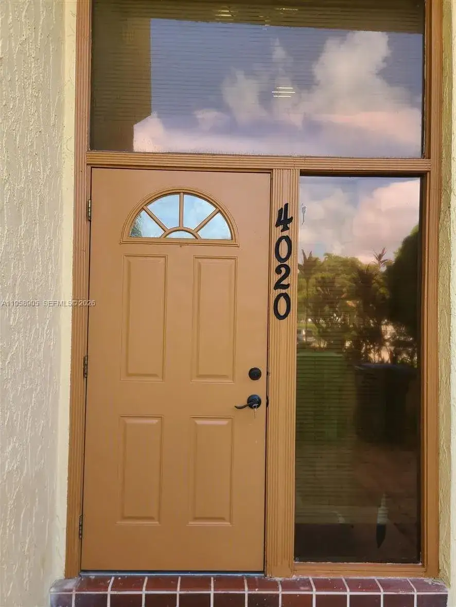 4 bedroom 2 bath Residential for sale at 4020 Del Rio Way, Sunrise FL 33351