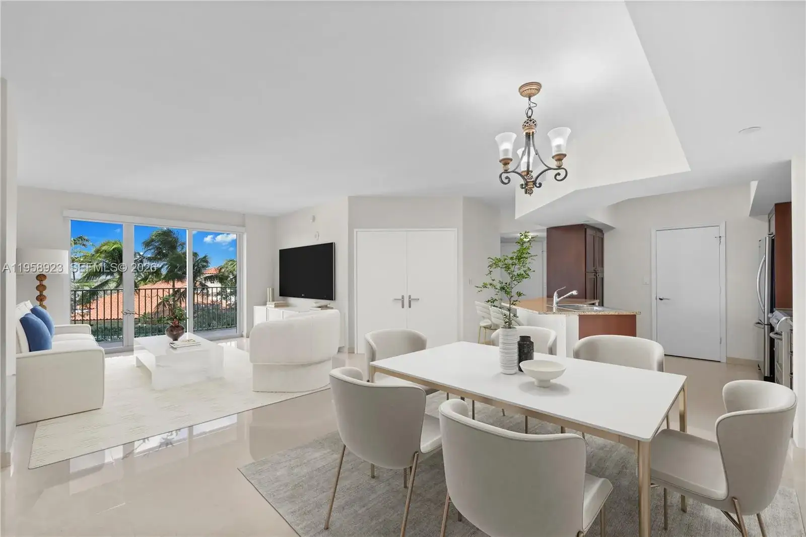 3 bedroom 3 bath Residential for sale at 19900 E Country Club Dr # 706, Aventura FL 33180