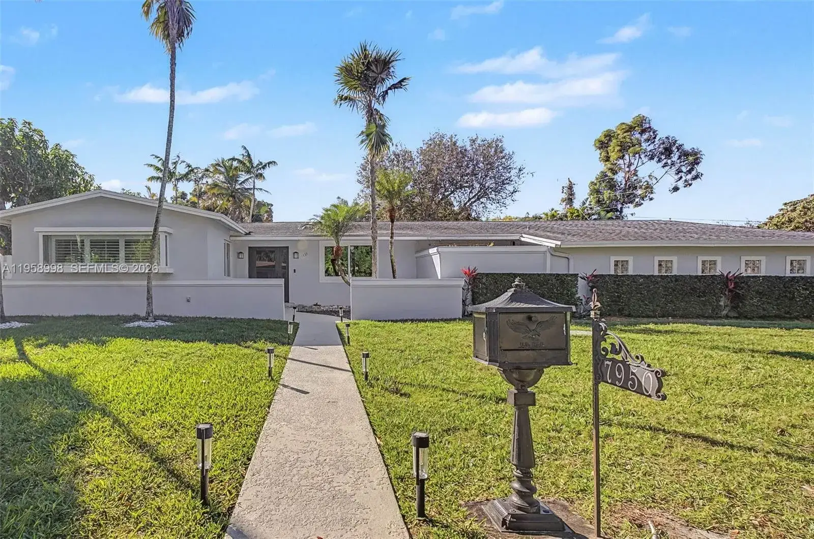 3 bedroom 2 bath Residential for sale at 7950 SW 161st St, Palmetto Bay FL 33157