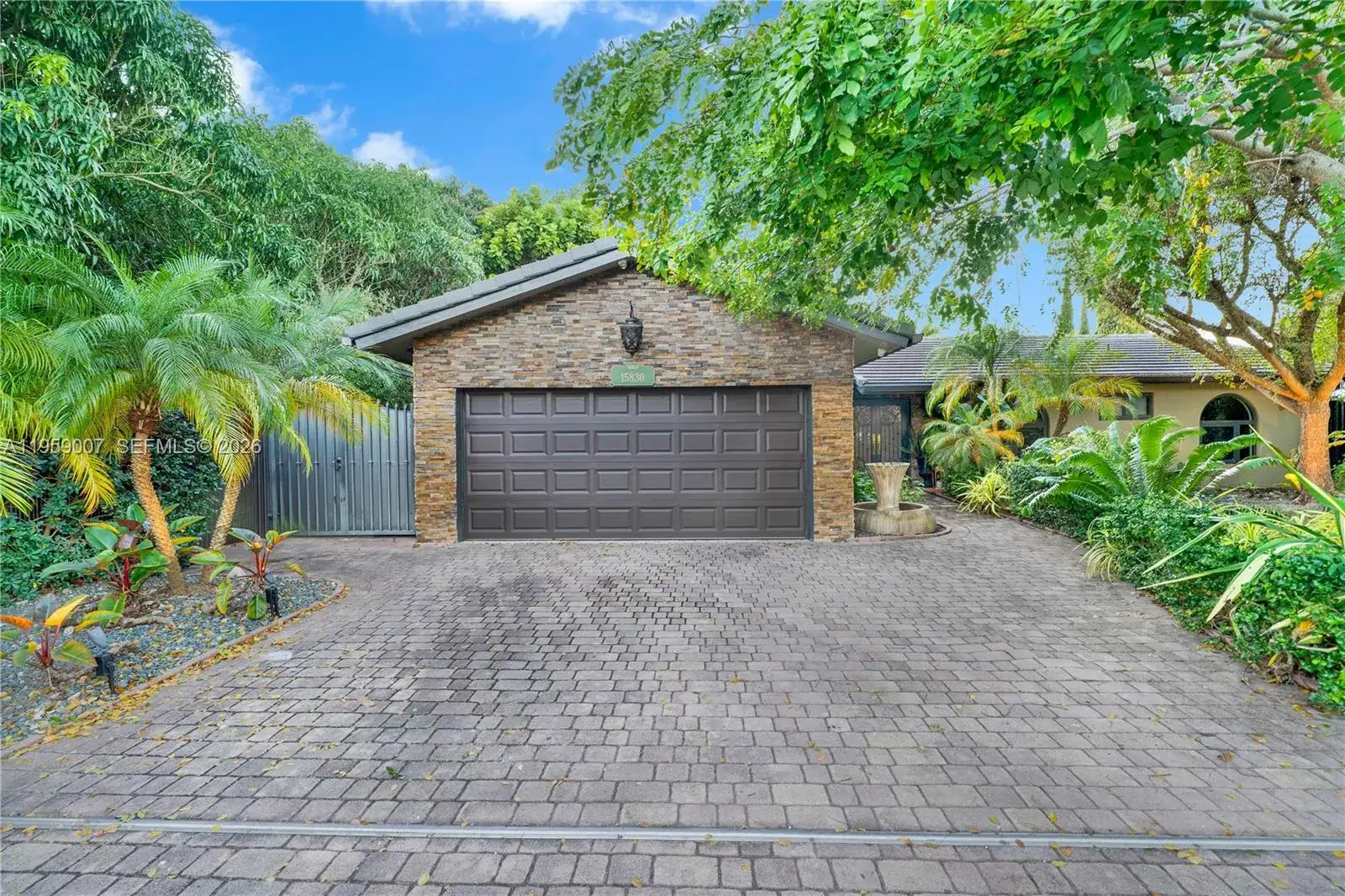 3 bedroom 2 bath Residential for sale at 15830 SW 139th Ave, Miami FL 33177
