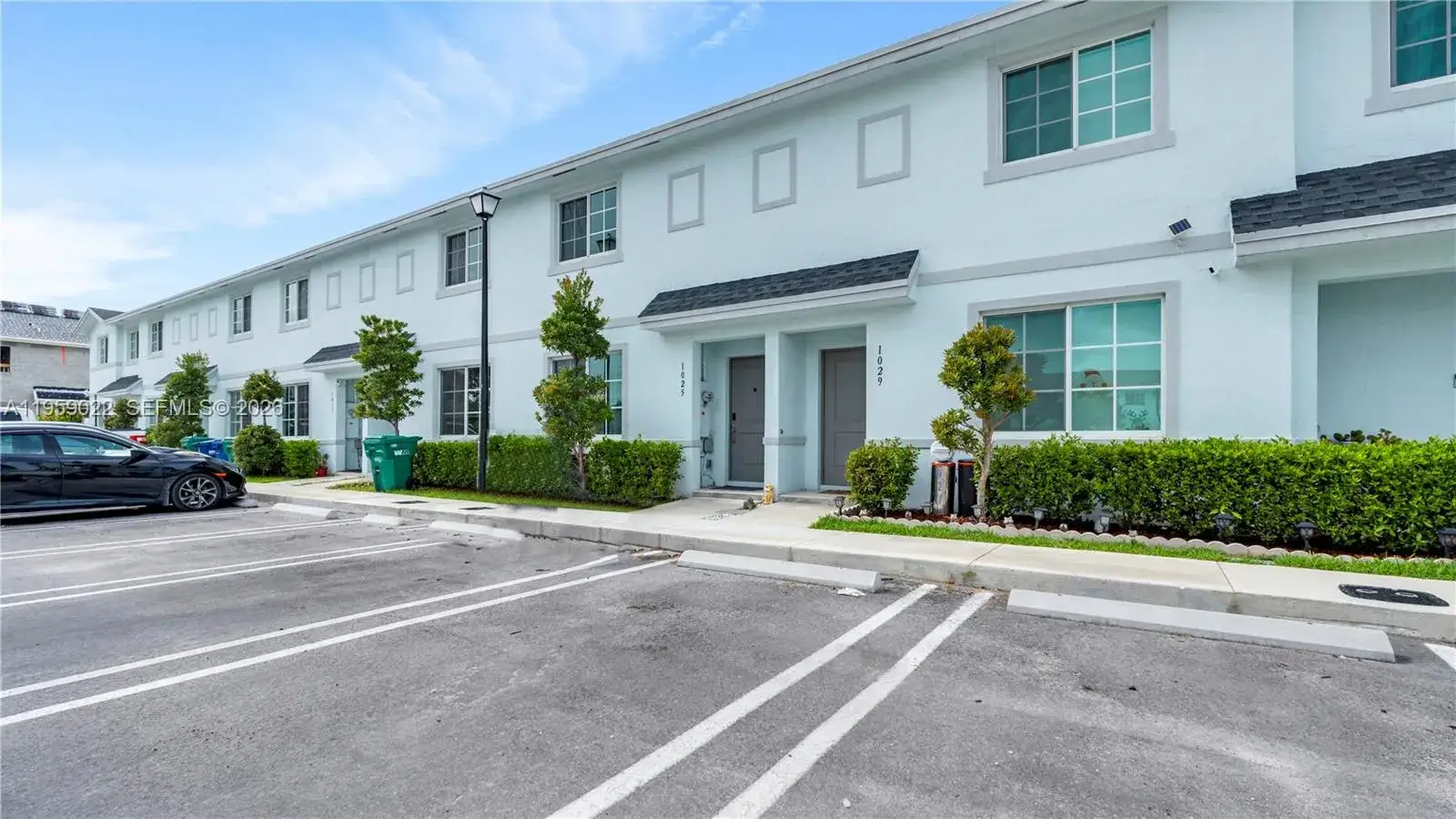 3 bedroom 3 bath Residential for sale at 1025 NW 4th Ter, Florida City FL 33034