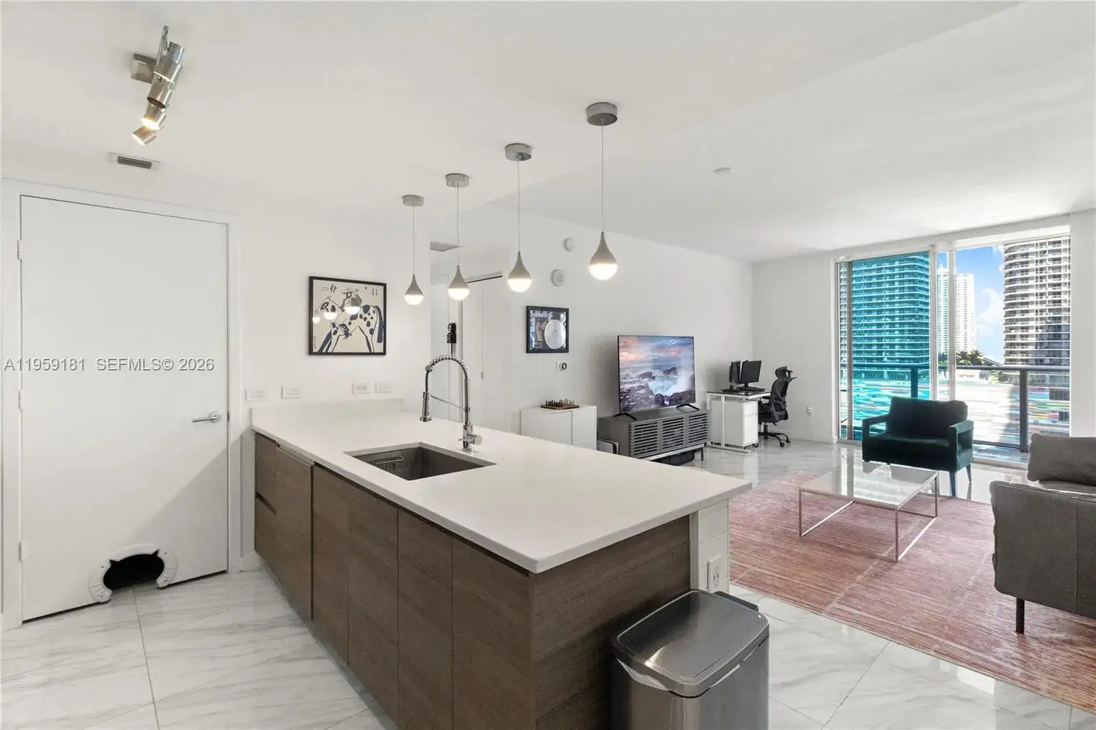 1 bedroom 1 bath Residential for sale at 1100 S Miami Ave # 1609, Miami FL 33130