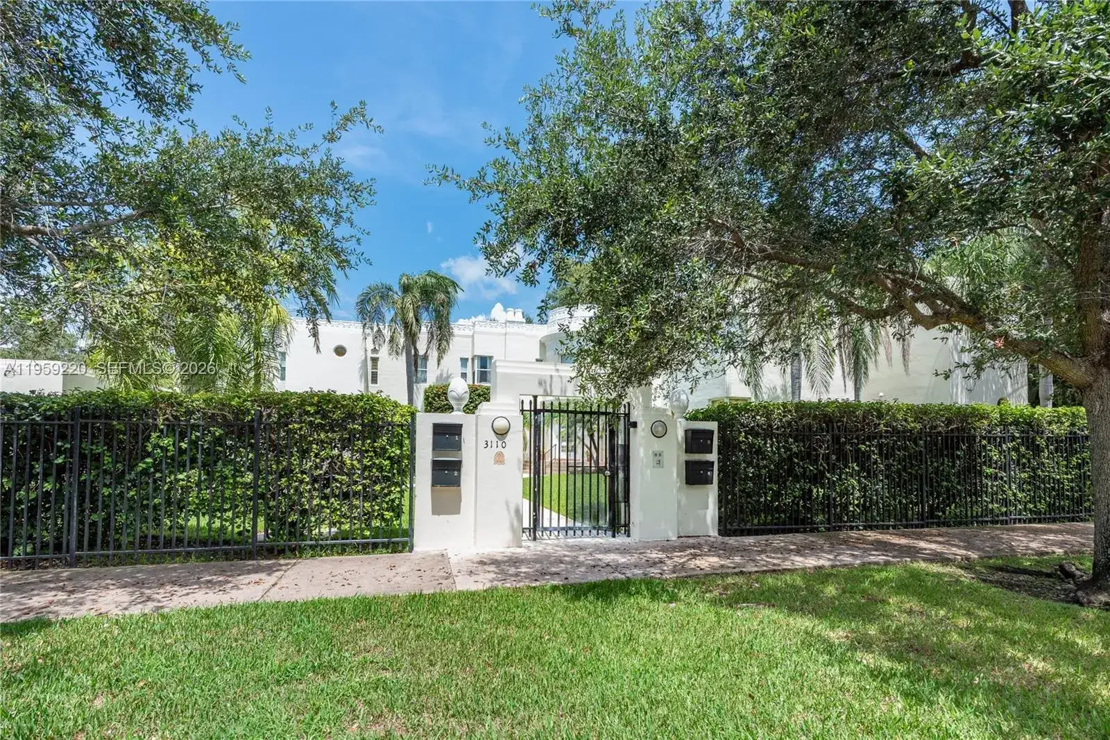 3 bedroom 2 bath Residential for sale at 602 Malaga Ave # B, Coral Gables FL 33134