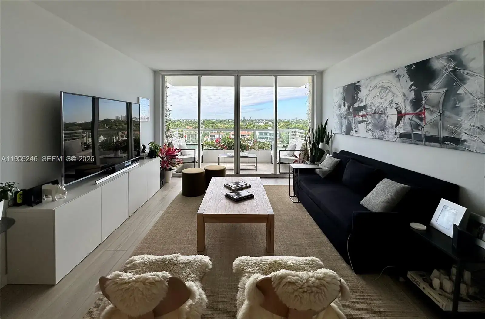 2 bedroom 2 bath Residential Lease for rent at 5600 Collins Ave # 8P, Miami Beach FL 33140