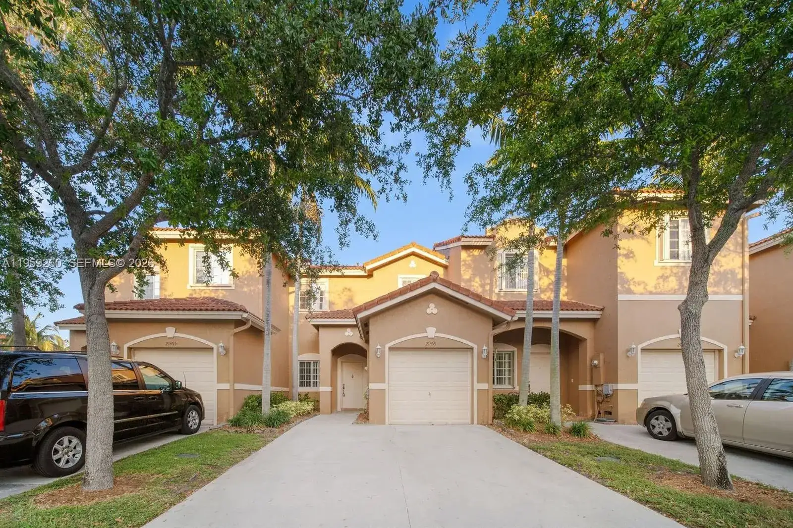 2 bedroom 2 bath Residential for sale at 21459 SW 86th Pl, Cutler Bay FL 33189