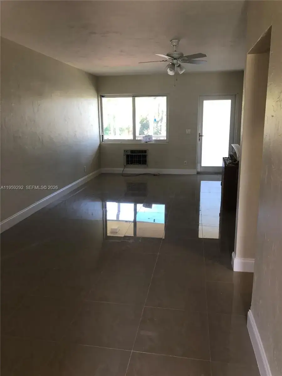 2 bedroom 1 bath Residential Lease for rent at 600 Layne Blvd # 208, Hallandale Beach FL 33009