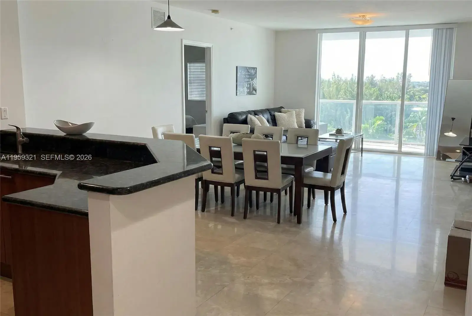 3 bedroom 3 bath Residential for sale at 14951 Royal Oaks Ln # 907, North Miami FL 33181
