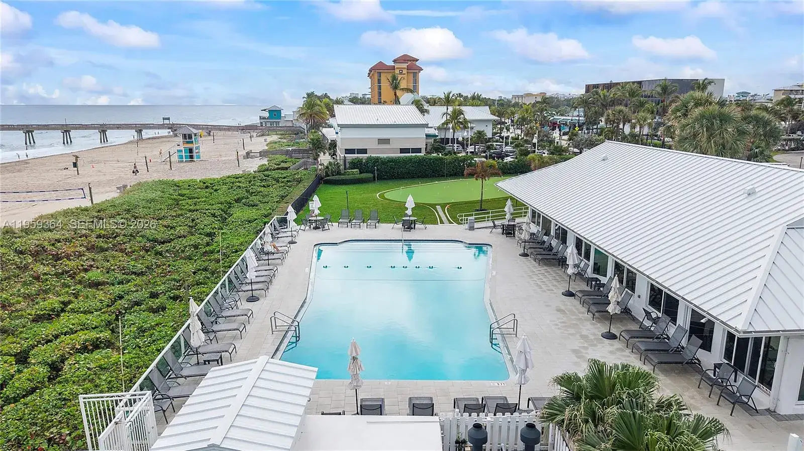 1 bedroom 1 bath Residential Lease for rent at 333 NE 21st Ave # 608, Deerfield Beach FL 33441
