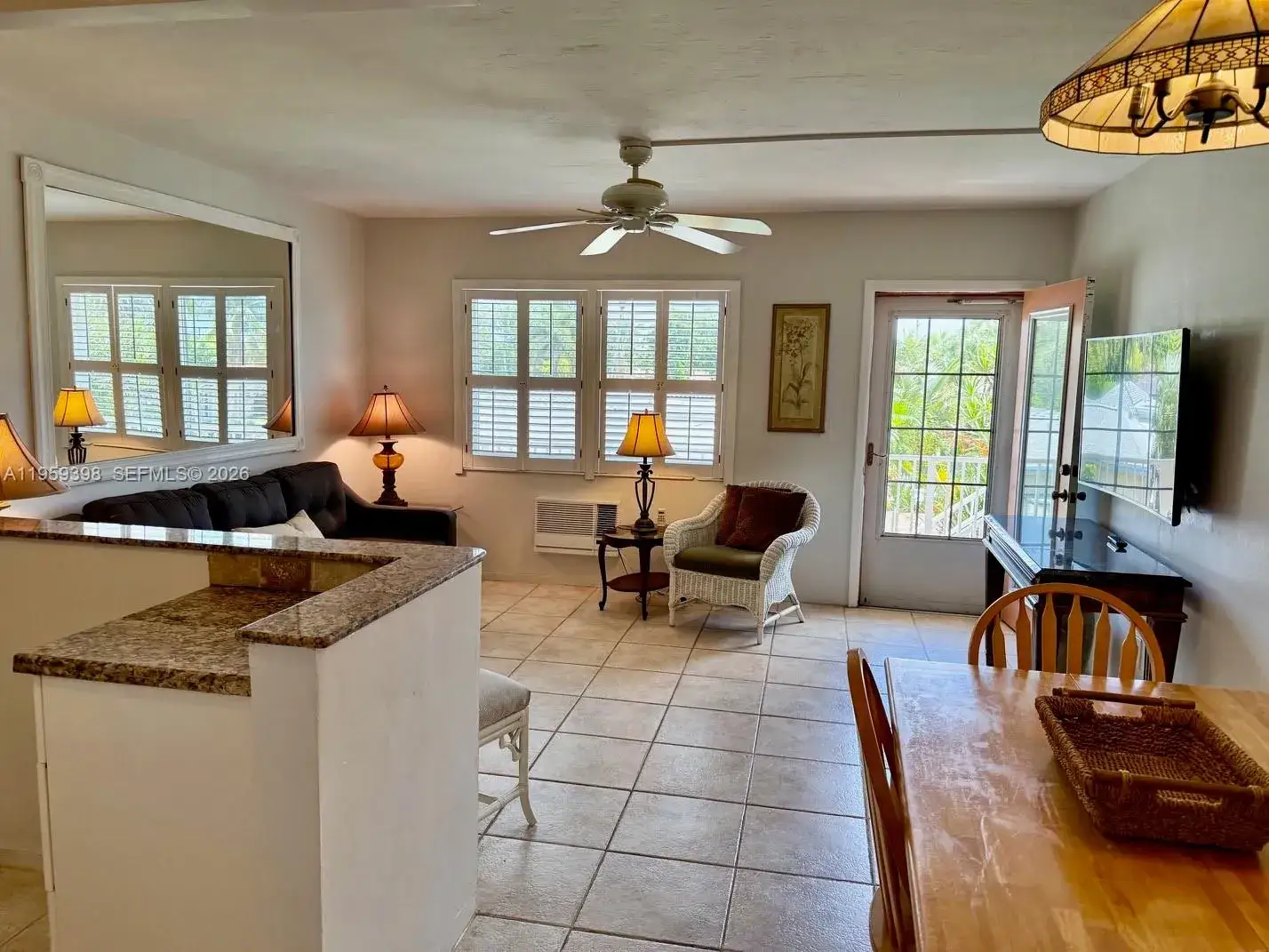 301 E Mcnab Rd # 205, Pompano Beach FL 33060