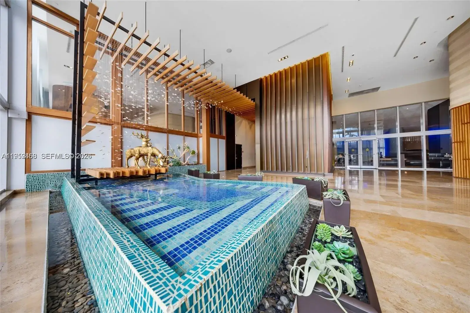 1 bedroom 1 bath Residential Lease for rent at 50 Biscayne Blvd # 510, Miami FL 33132