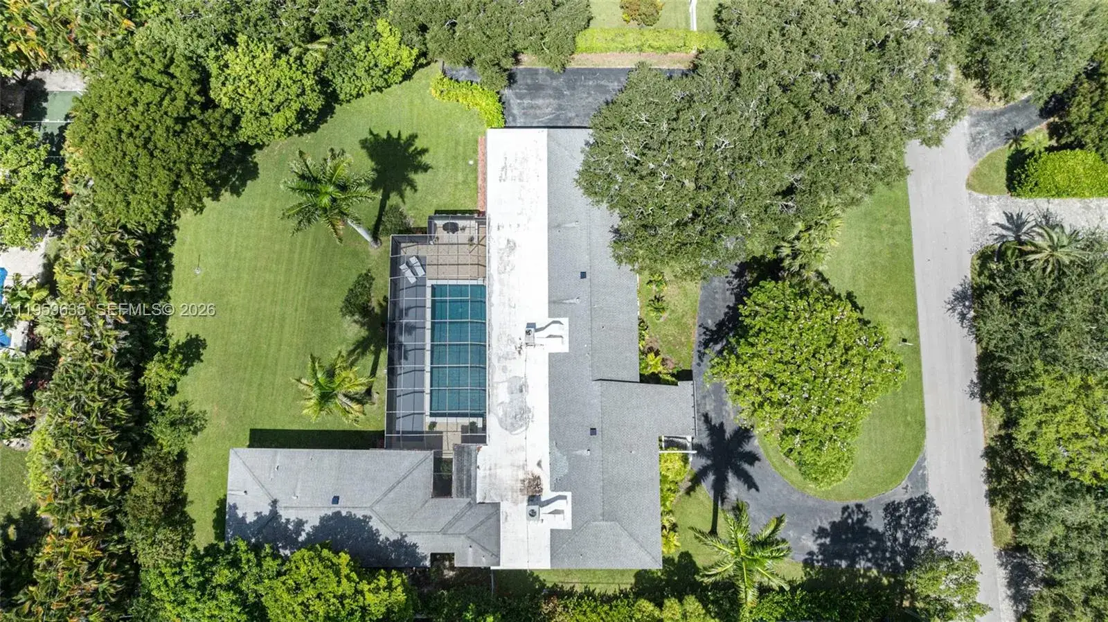 5 bedroom 6 bath Residential for sale at 6220 SW 123rd Ter, Pinecrest FL 33156