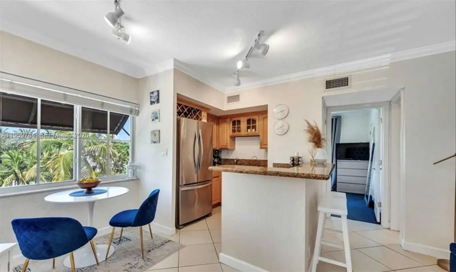 1 bedroom 1 bath Residential for sale at 924 SE 2nd St # 19, Fort Lauderdale FL 33301