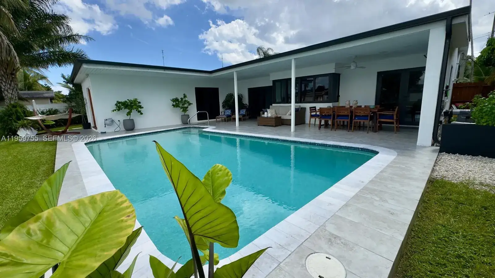 3 bedroom 2 bath Residential for sale at 6705 Ficus Dr, Miramar FL 33023