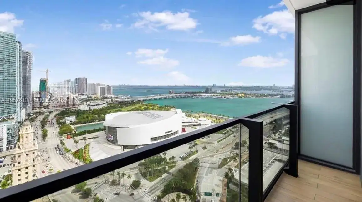 1 bath Residential for sale at 398 NE 5th St # 2602, Miami FL 33132