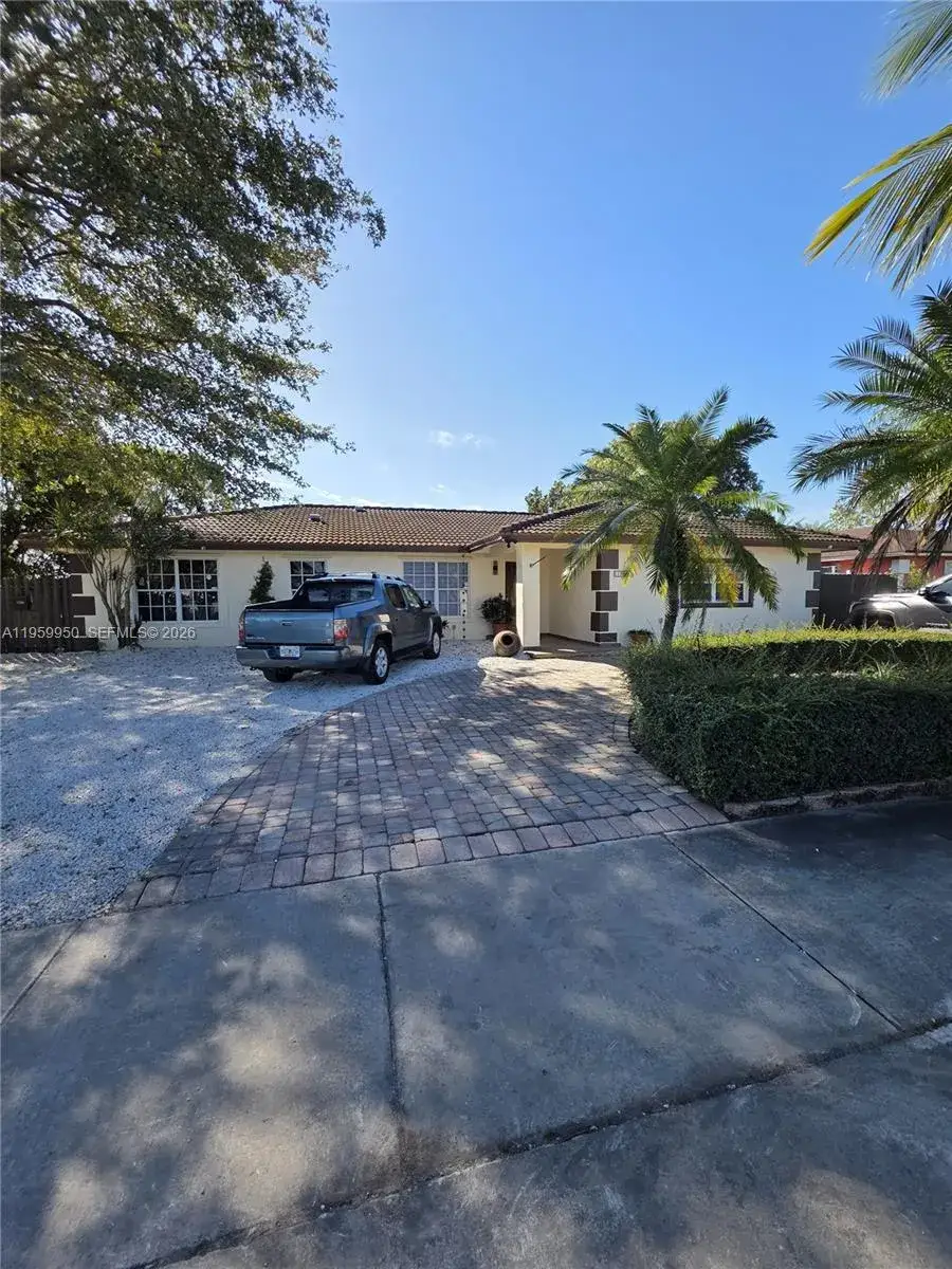 3 bedroom 2 bath Residential Lease for rent at 13200 SW 43rd St # 13200, Miami FL 33175
