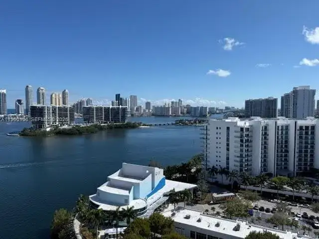 3 bedroom 3 bath Residential for sale at 3330 NE 190th St # 1815, Aventura FL 33180