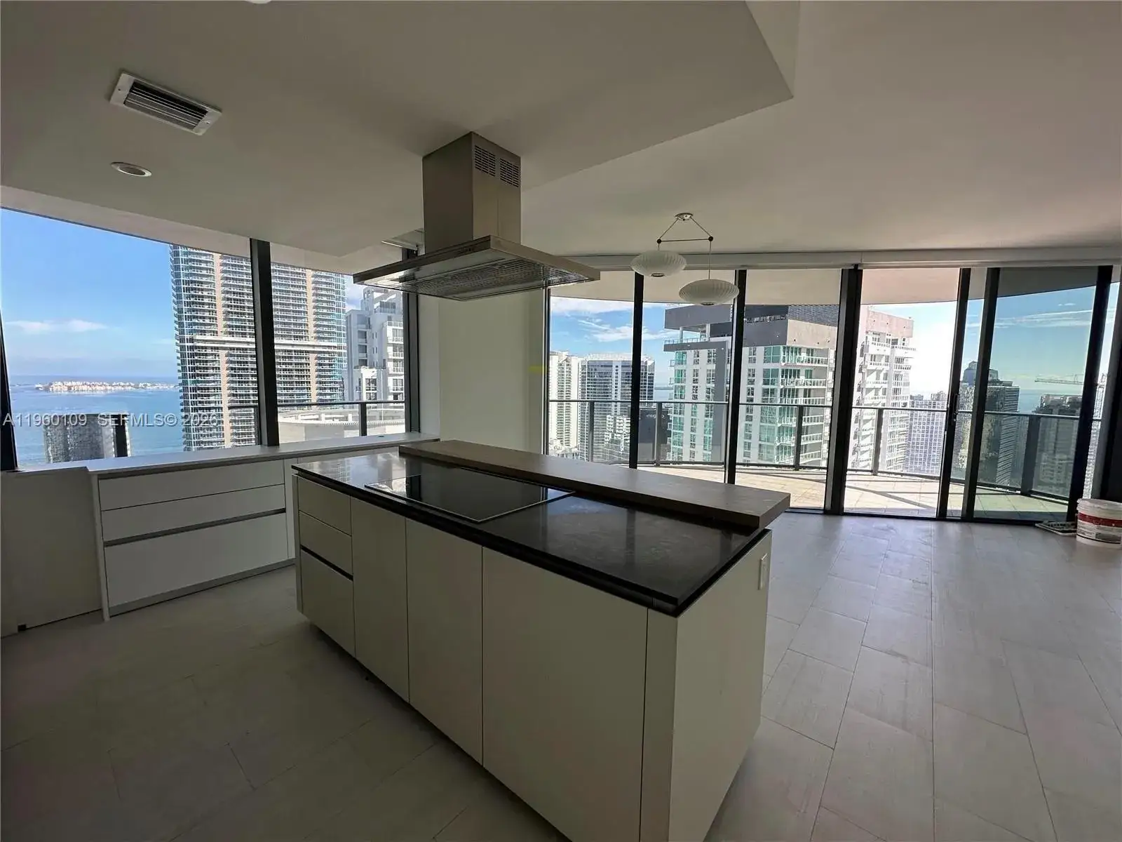2 bedroom 2 bath Residential for sale at 1000 Brickell Plz # 4301, Miami FL 33131
