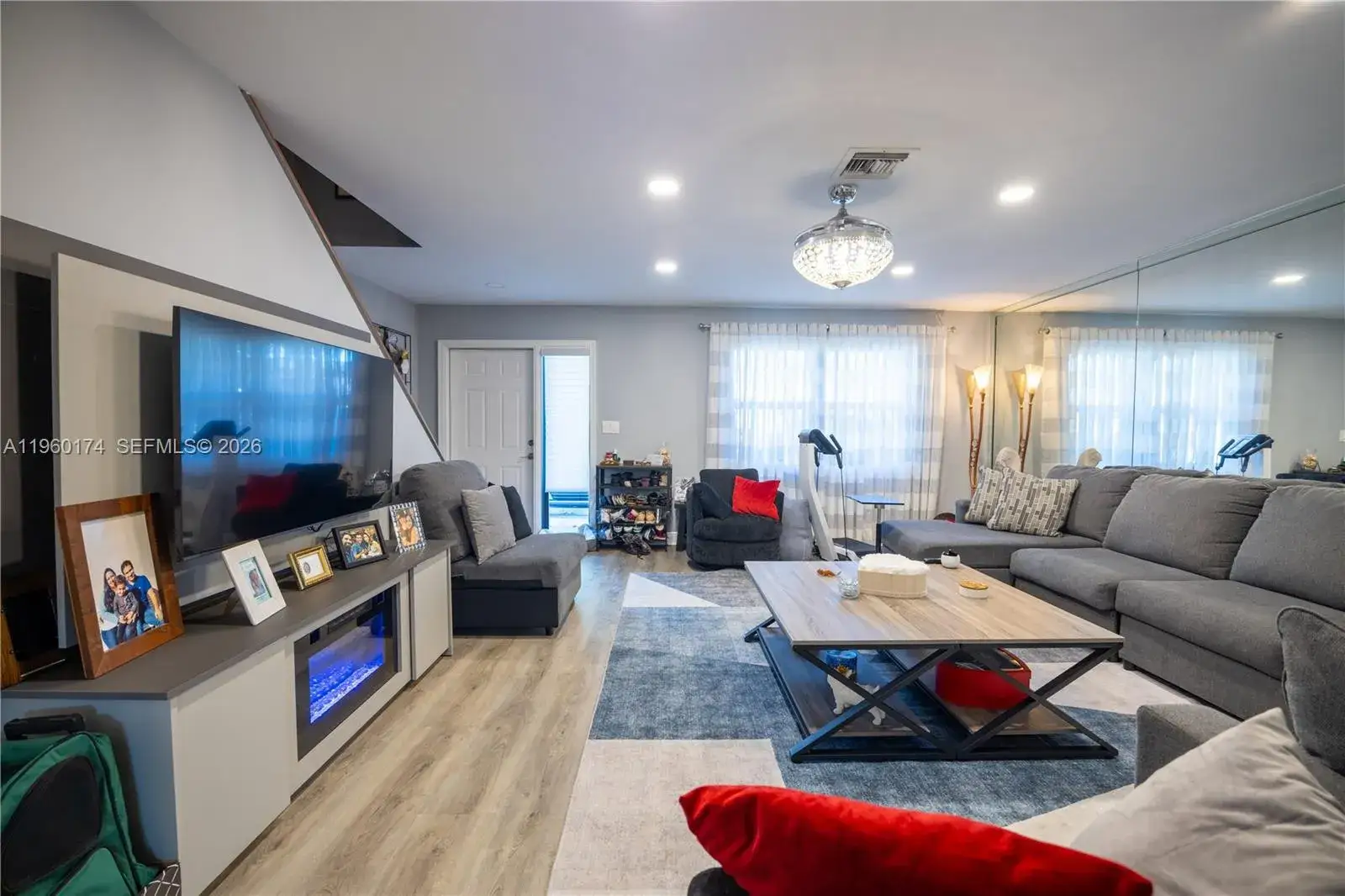 2 bedroom 2 bath Residential for sale at 898 NW 47th St, Deerfield Beach FL 33064
