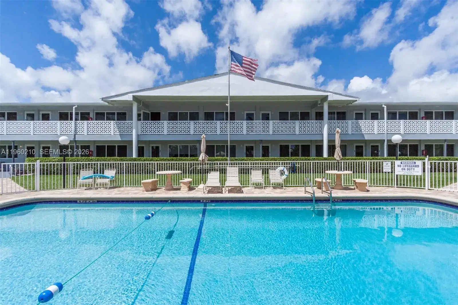 1 bedroom 1 bath Residential for sale at 600 Layne # 216, Hallandale Beach FL 33009