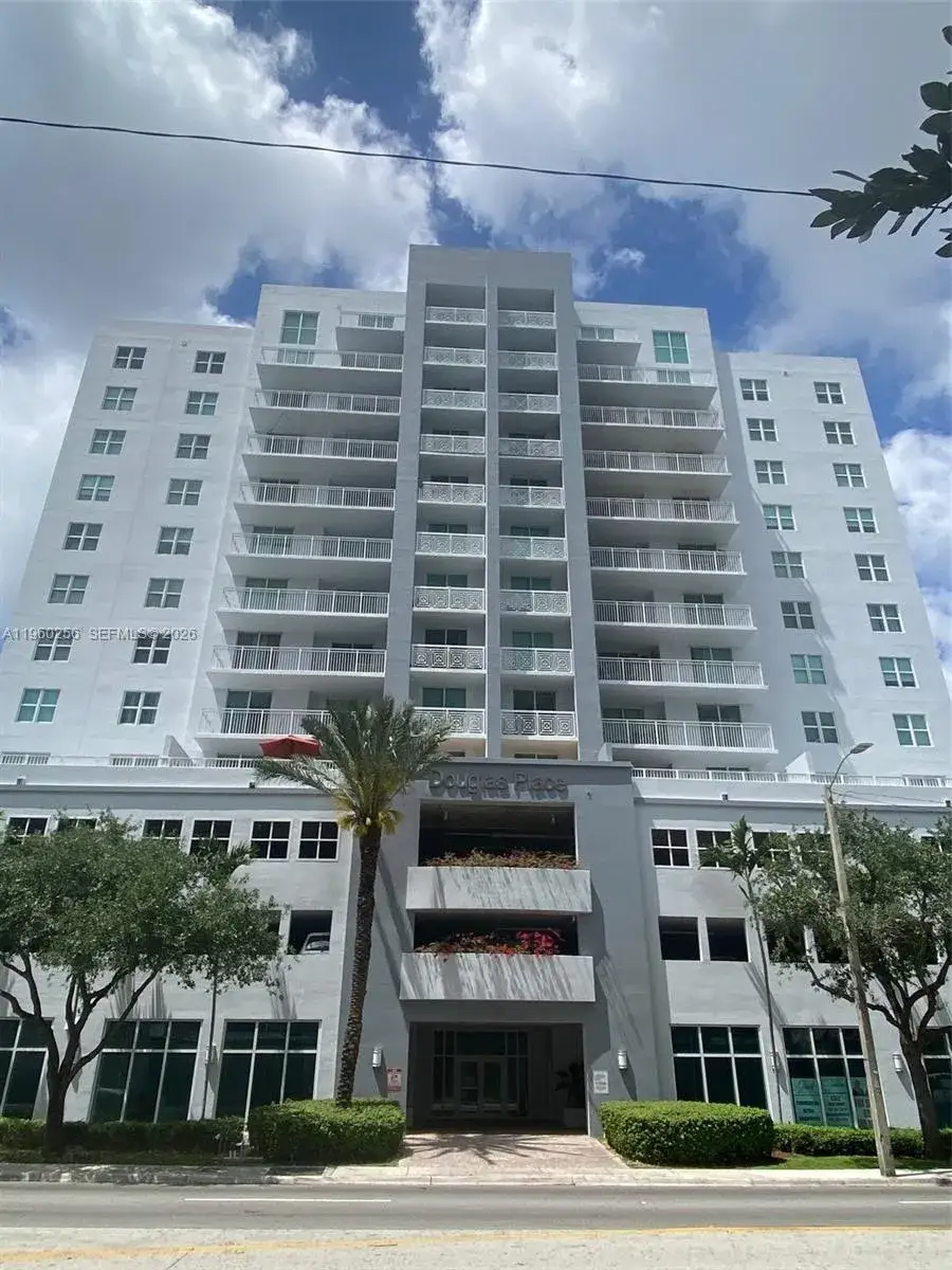 2 bedroom 2 bath Residential for sale at 60 NW 37th Ave # 500, Miami FL 33125