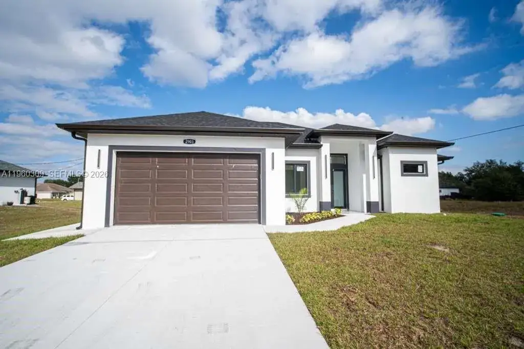 4 bedroom 2 bath Residential for sale at 2903 E 17th St, Lehigh Acres FL 33972