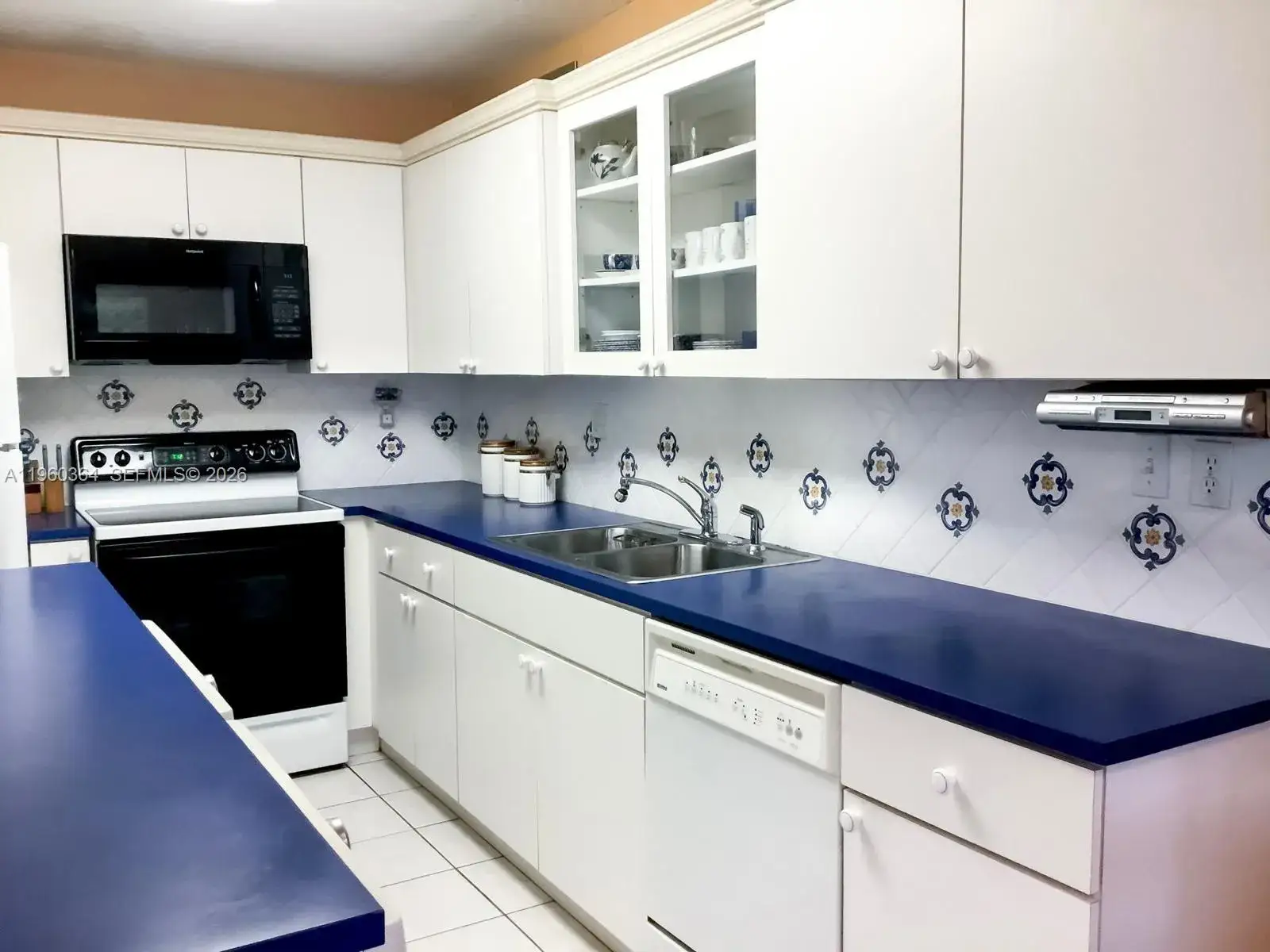 2 bedroom 2 bath Residential for sale at 5800 SW 127th Ave # 2220, Miami FL 33183
