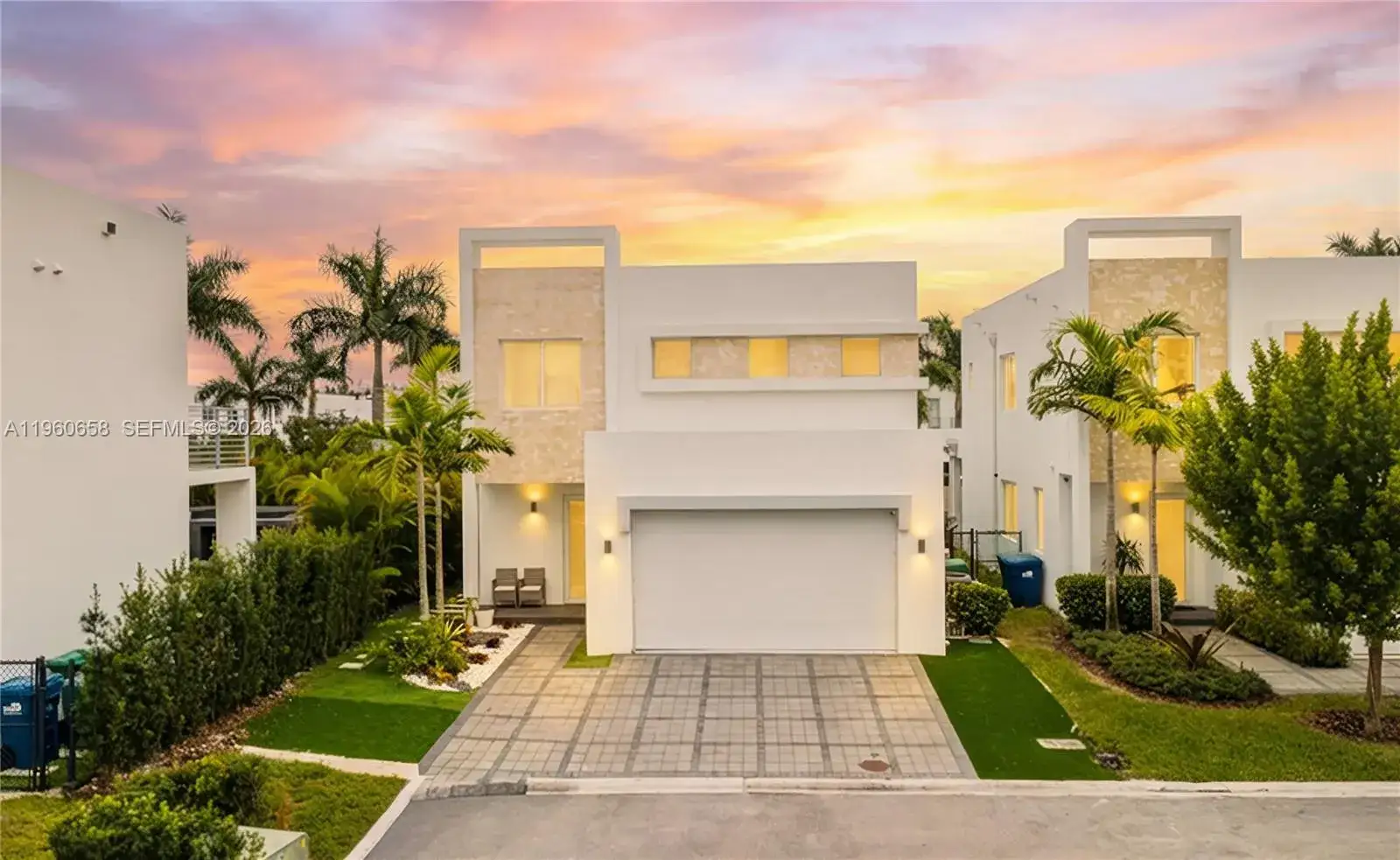 4 bedroom 4 bath Residential for sale at 10366 NW 68th Ter, Doral FL 33178