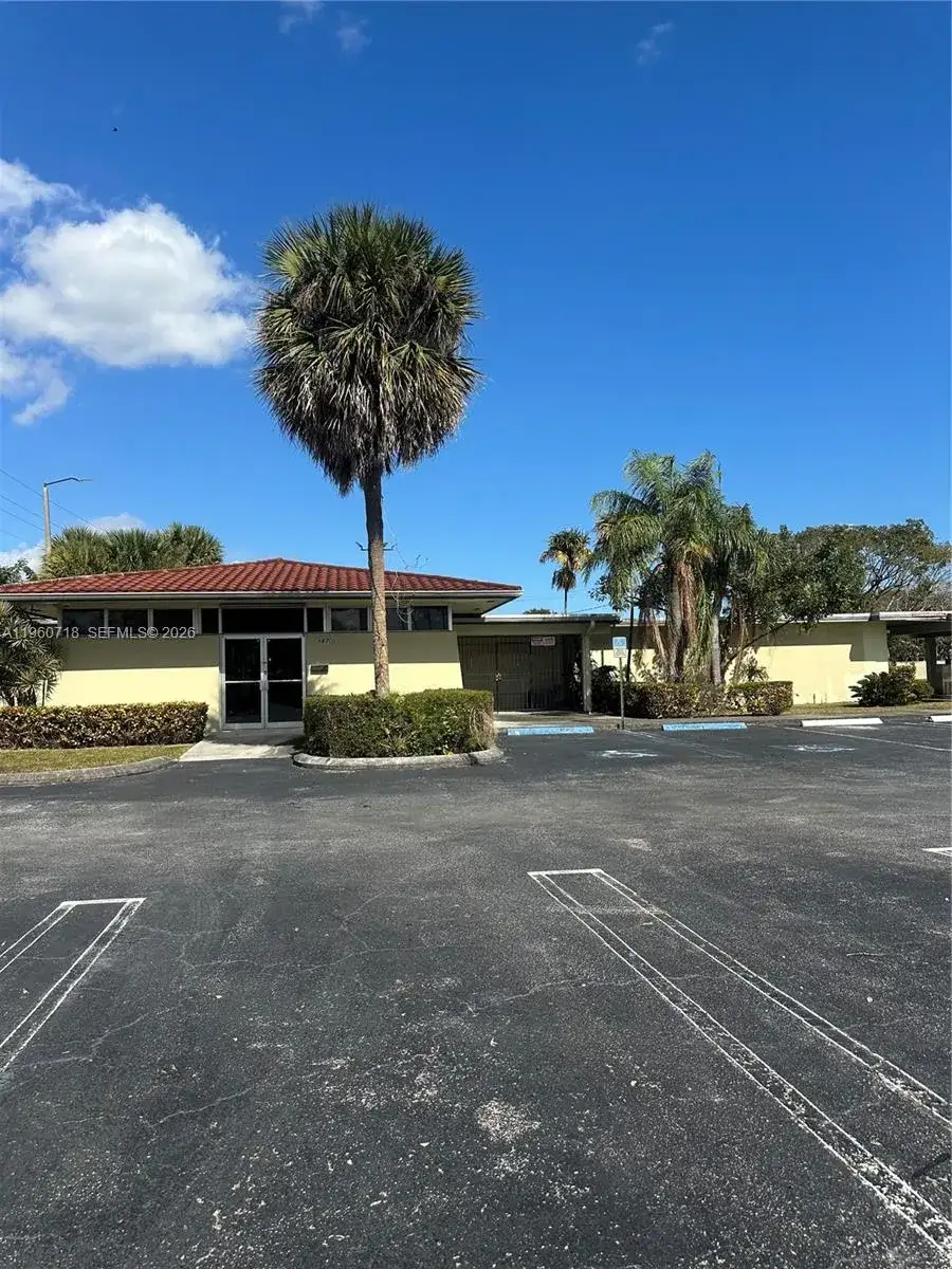 Commercial Sale for sale at 24701 S Dixie Hwy, Homestead FL 33032